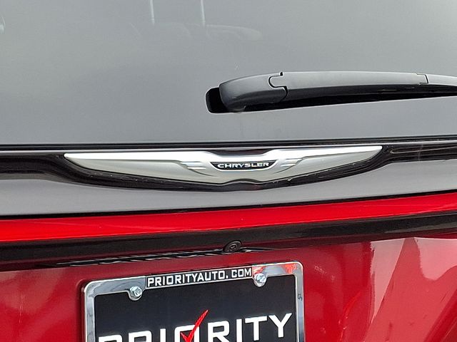 Thumbnail: 2025 Chrysler Pacifica - 32