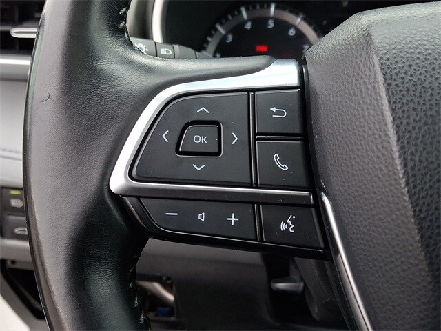 Thumbnail: 2021 Toyota Highlander - 22