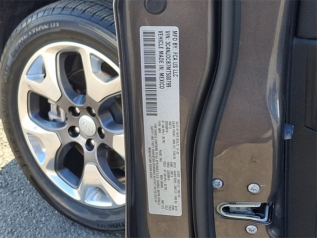 Thumbnail: 2021 Jeep Compass - 24