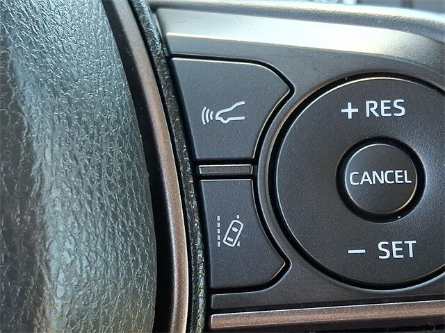 Thumbnail: 2024 Toyota Camry - 24