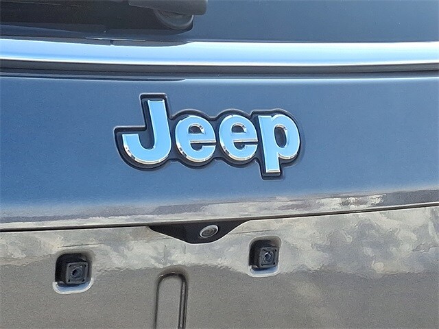 Thumbnail: 2021 Jeep Compass - 26