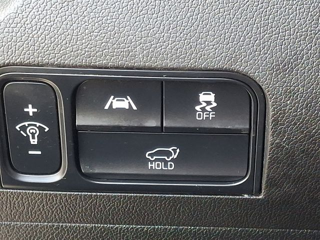 Thumbnail: 2023 Kia Sorento - 31