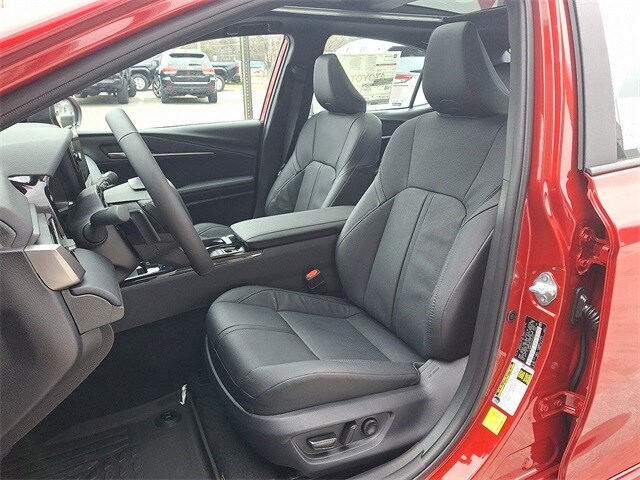 Thumbnail: 2026 Toyota Camry - 12