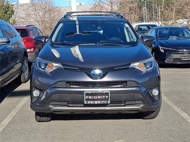 Thumbnail: 2018 Toyota RAV4 - 2