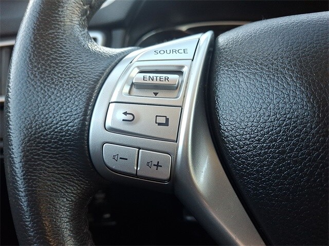 Thumbnail: 2014 Nissan Rogue - 21