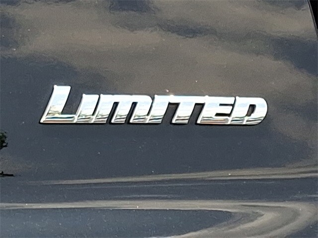 2017 Toyota Tundra Limited 31