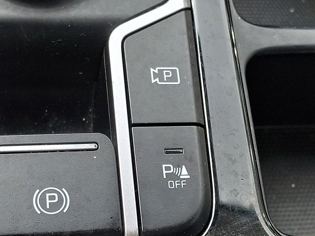 Thumbnail: 2023 Kia Sorento - 28