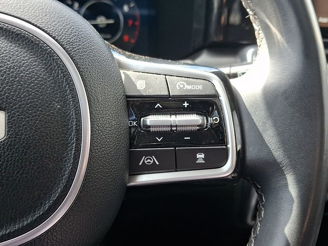 Thumbnail: 2023 Kia Sorento - 24