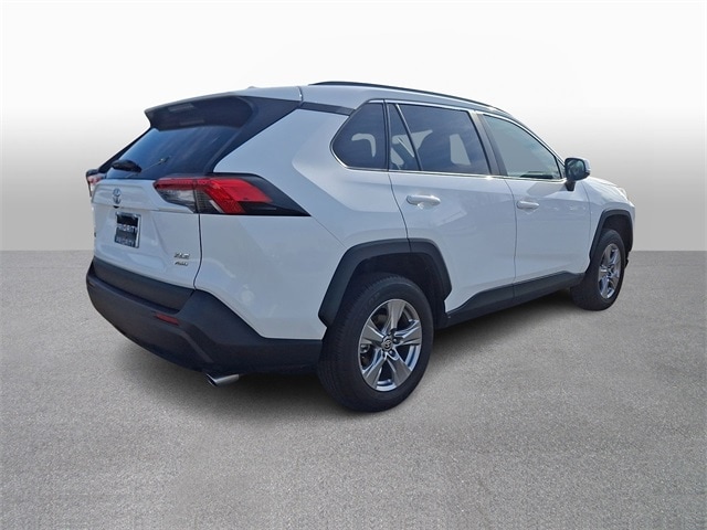 Thumbnail: 2025 Toyota RAV4 - 4