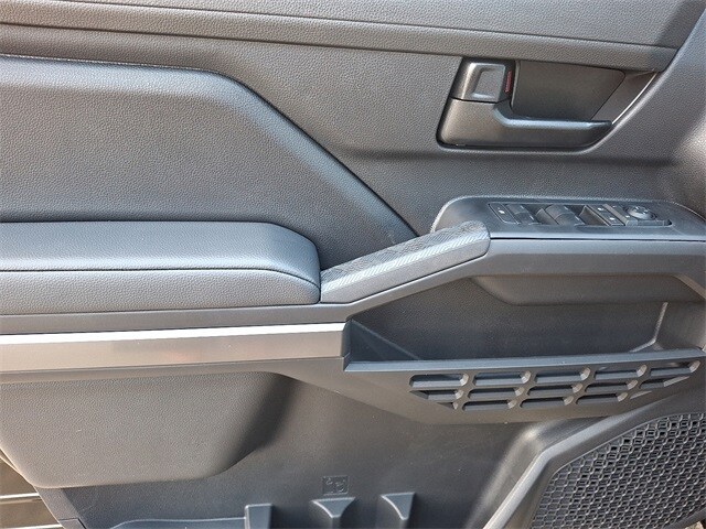 Thumbnail: 2025 Toyota Tacoma - 8