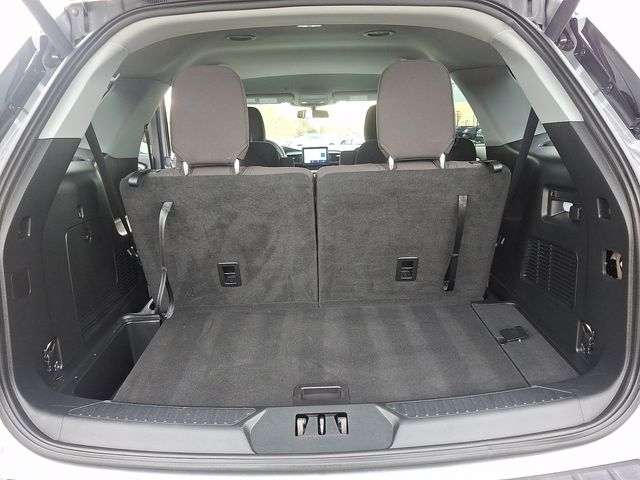 Thumbnail: 2022 Ford Explorer - 22