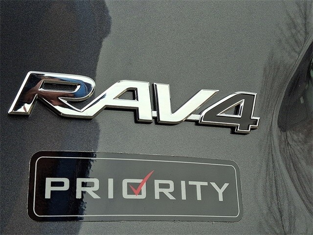 Thumbnail: 2025 Toyota RAV4 - 21