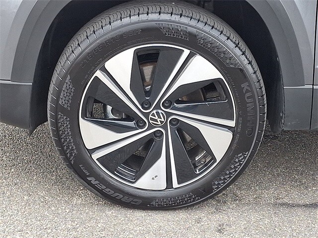 Thumbnail: 2025 Volkswagen Taos - 8