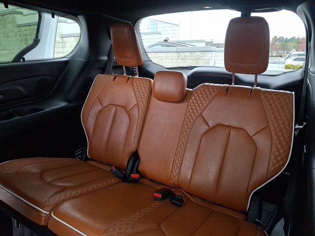 Thumbnail: 2024 Chrysler Pacifica - 11