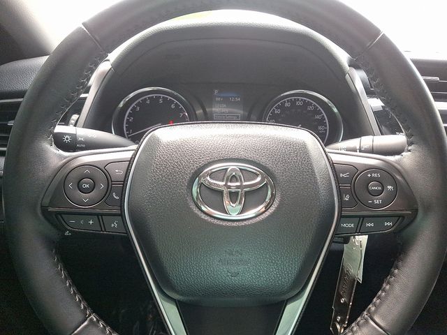 Thumbnail: 2020 Toyota Camry - 18