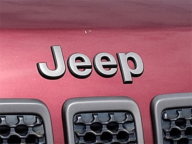 Thumbnail: 2019 Jeep Cherokee - 5