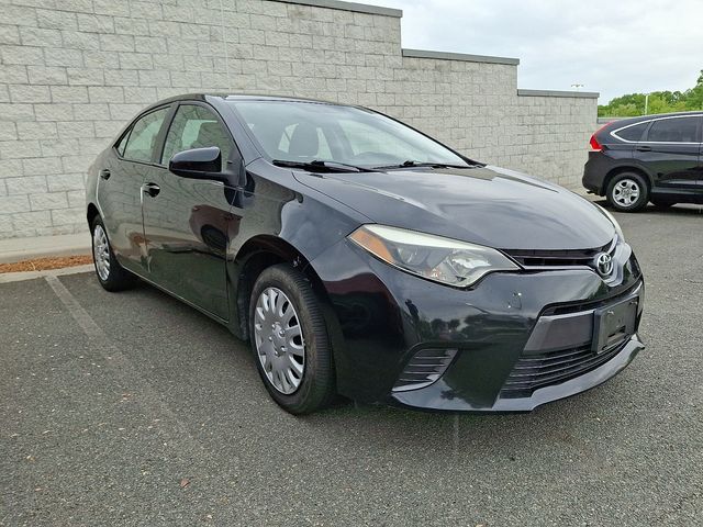 Thumbnail: 2016 Toyota Corolla - 3