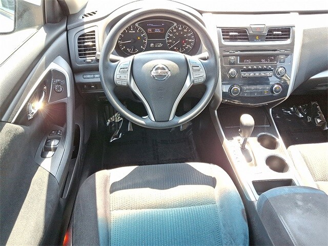 Thumbnail: 2014 Nissan Altima - 11