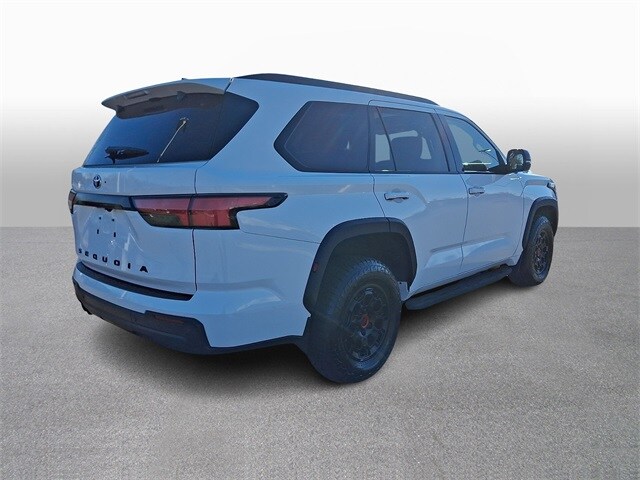 Thumbnail: 2023 Toyota Sequoia - 4