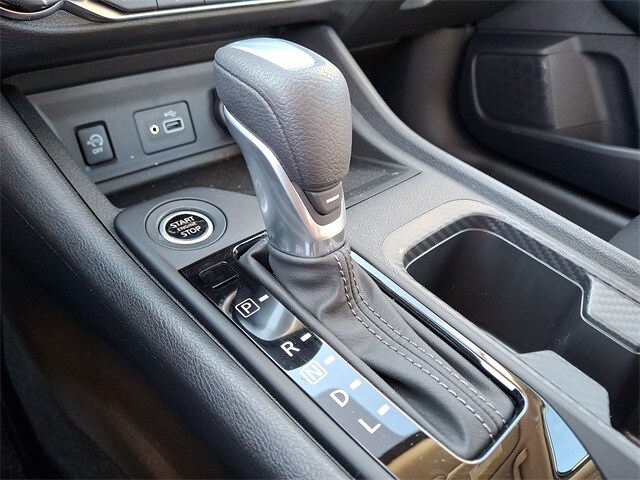 Thumbnail: 2025 Nissan Sentra - 14