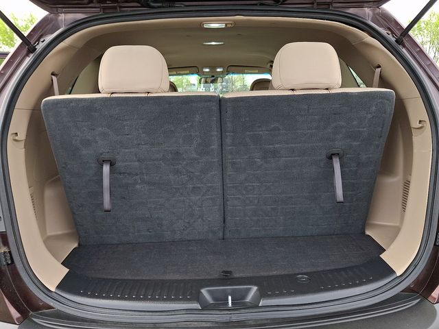 Thumbnail: 2012 Kia Sorento - 28