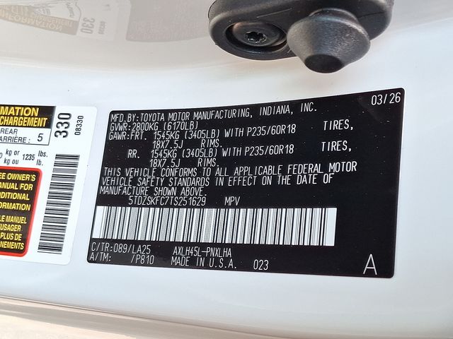 Thumbnail: 2026 Toyota Sienna - 21