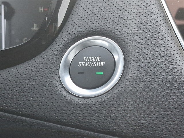 Thumbnail: 2025 Cadillac XT5 - 22