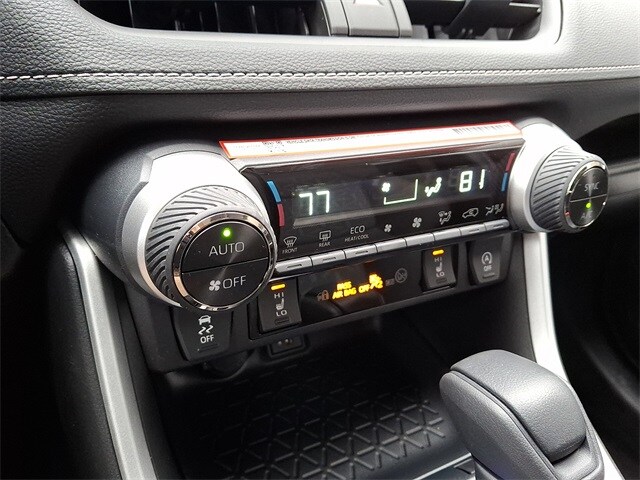 Thumbnail: 2025 Toyota RAV4 - 14