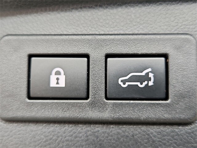 Thumbnail: 2022 Subaru Outback - 31