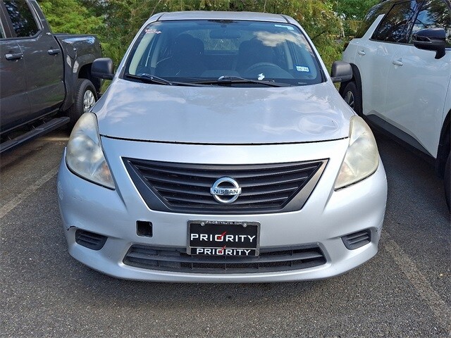 Thumbnail: 2014 Nissan Versa - 4