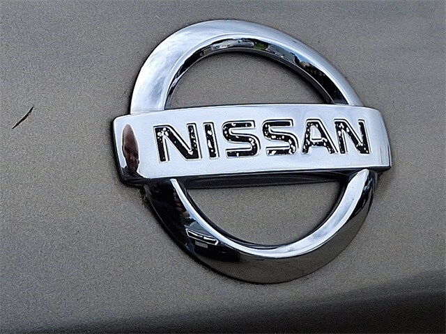 Thumbnail: 2005 Nissan Sentra - 26