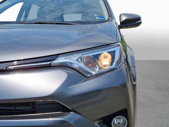 Thumbnail: 2016 Toyota RAV4 - 7