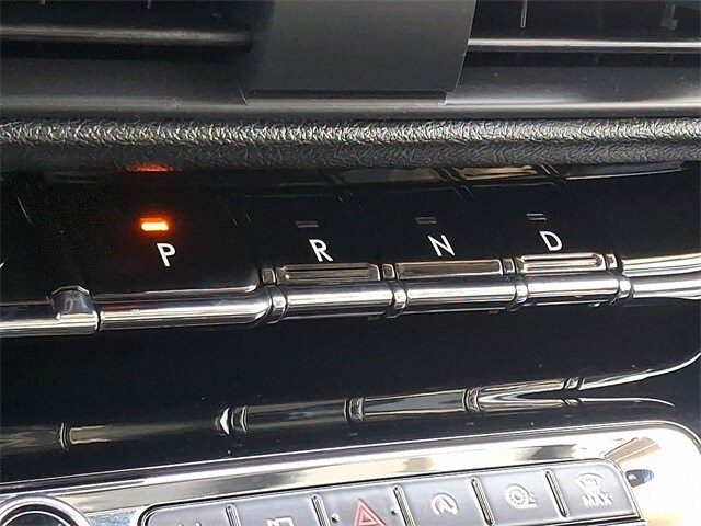 Thumbnail: 2023 Lincoln Corsair - 15