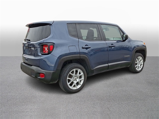 Thumbnail: 2023 Jeep Renegade - 4