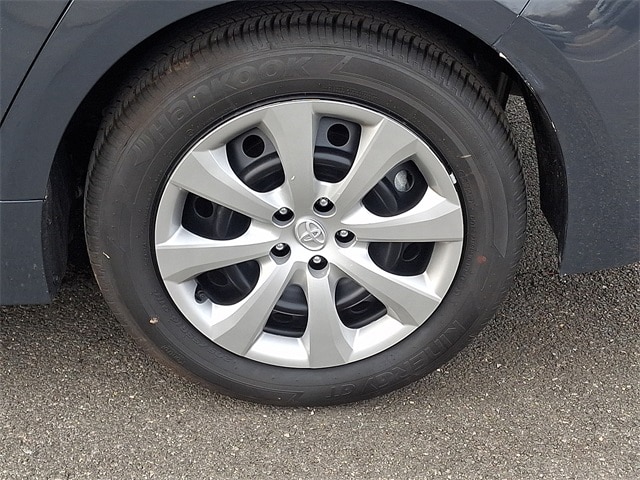 Thumbnail: 2025 Toyota Corolla - 8