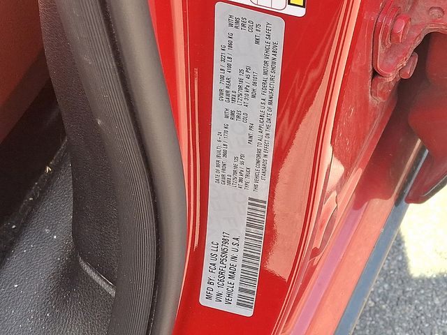 Thumbnail: 2025 RAM 1500 - 31