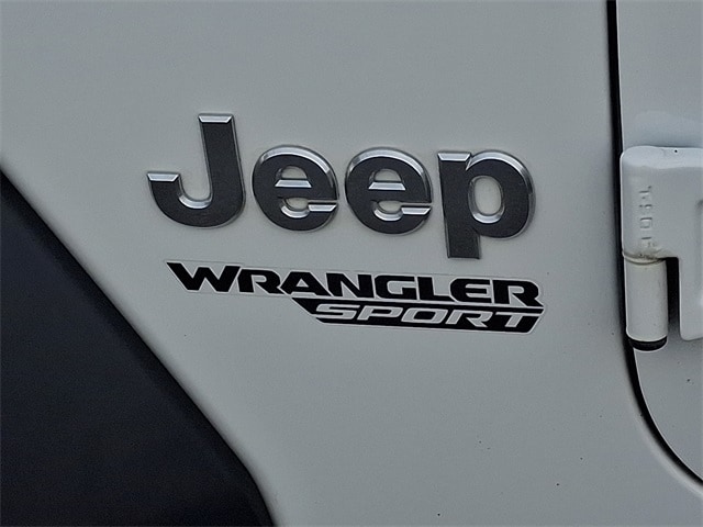 Thumbnail: 2018 Jeep Wrangler - 30