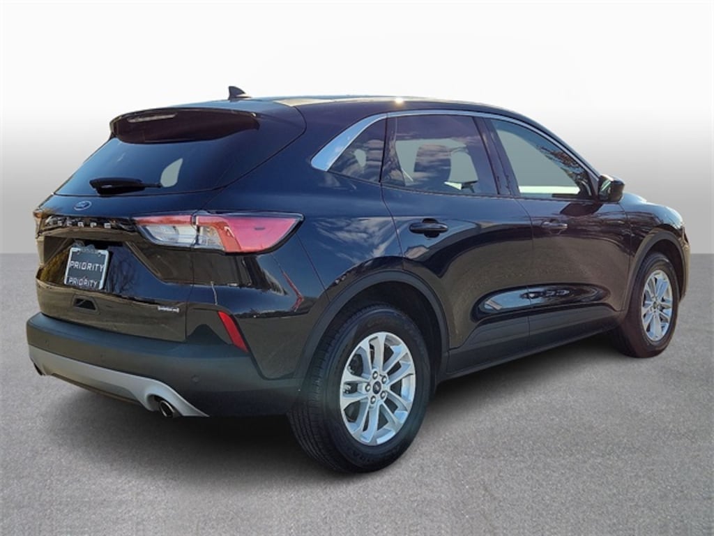 Used 2021 Ford Escape Hybrid SE SUV