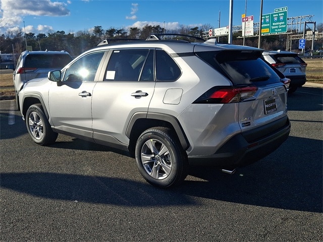 Thumbnail: 2025 Toyota RAV4 - 6