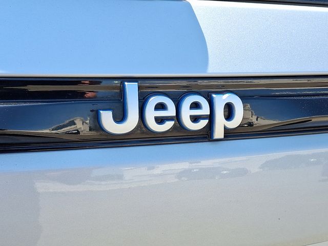 Thumbnail: 2024 Jeep Grand Cherokee - 29