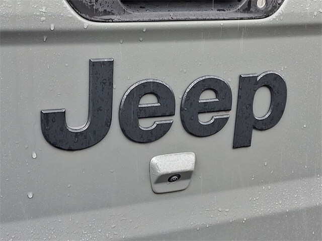Thumbnail: 2022 Jeep Gladiator - 33