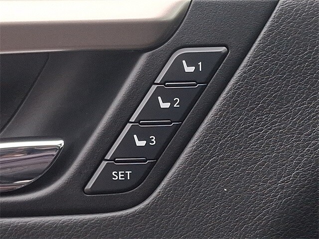 Thumbnail: 2017 Lexus RX - 28