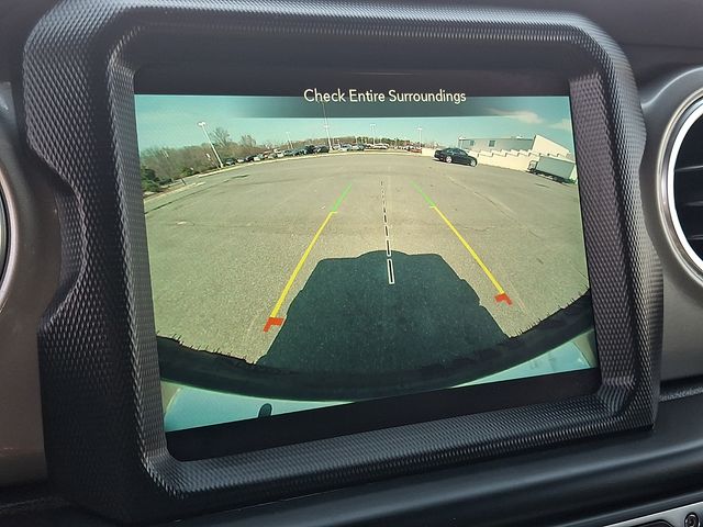 Thumbnail: 2022 Jeep Wrangler - 19