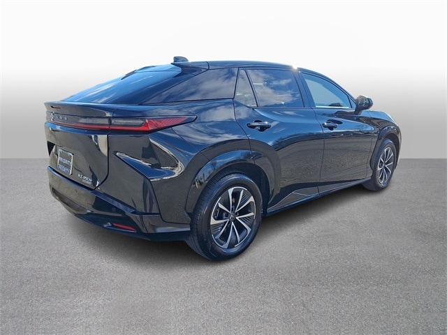 Thumbnail: 2024 Lexus RZ - 4