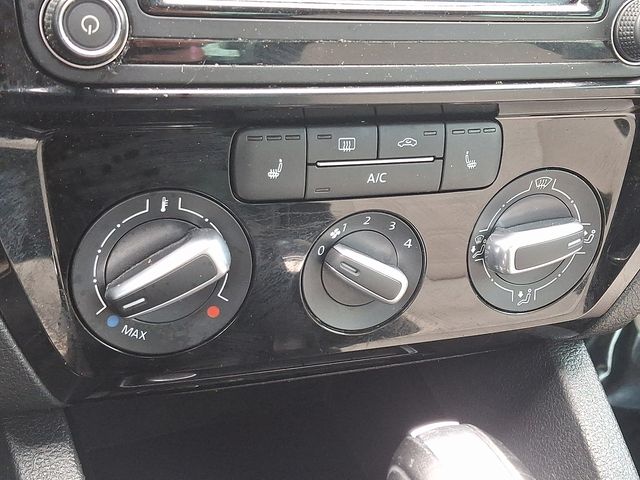 Thumbnail: 2016 Volkswagen Jetta - 15