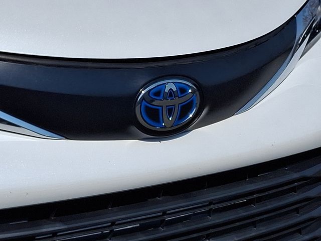 Thumbnail: 2022 Toyota Sienna - 10