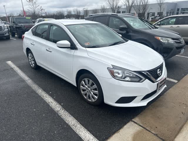 Thumbnail: 2016 Nissan Sentra - 3