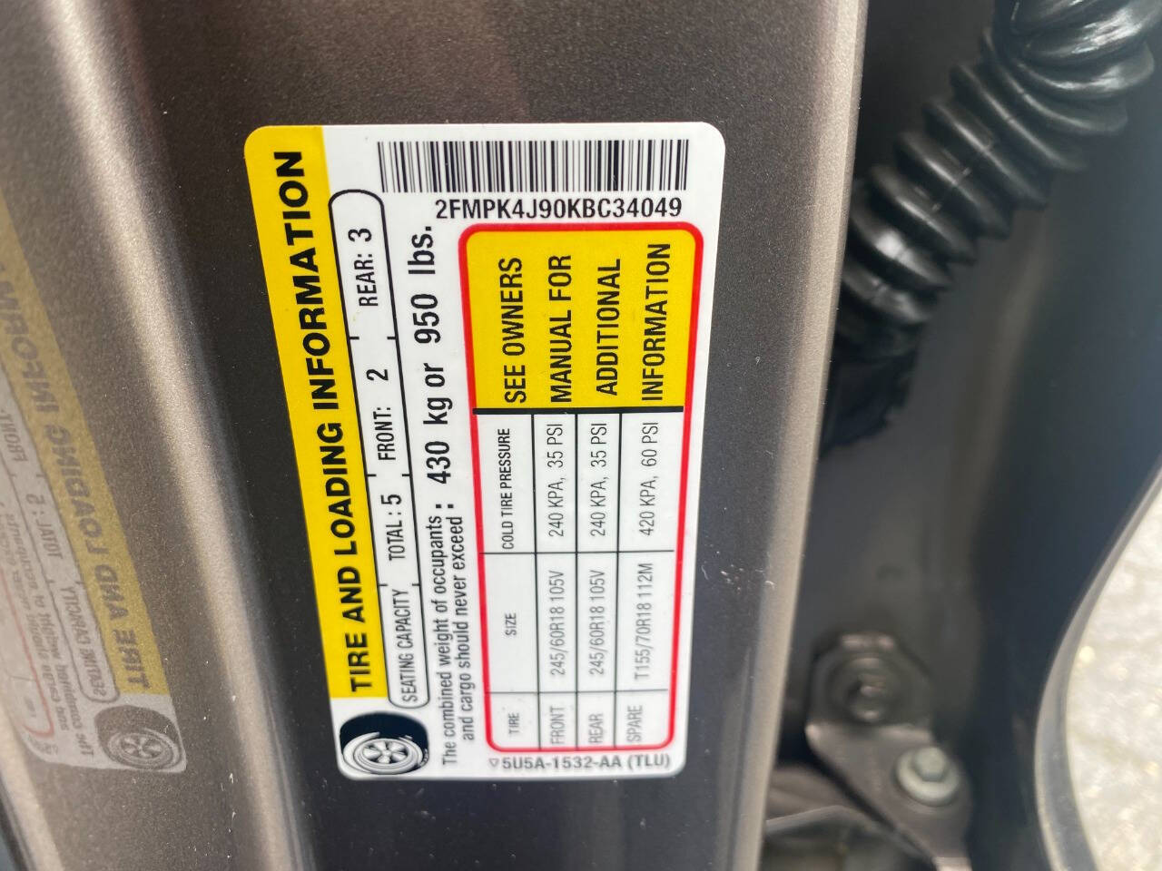 2019 Ford Edge SEL photo 5