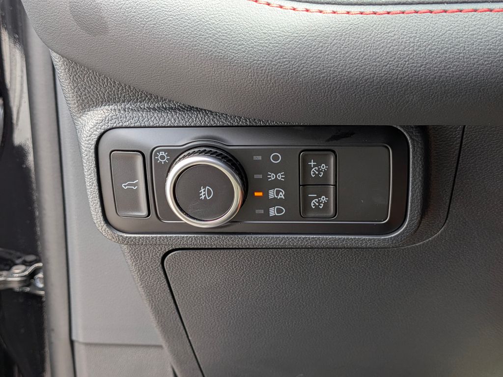 2026 Ford Explorer ST - Photo 26
