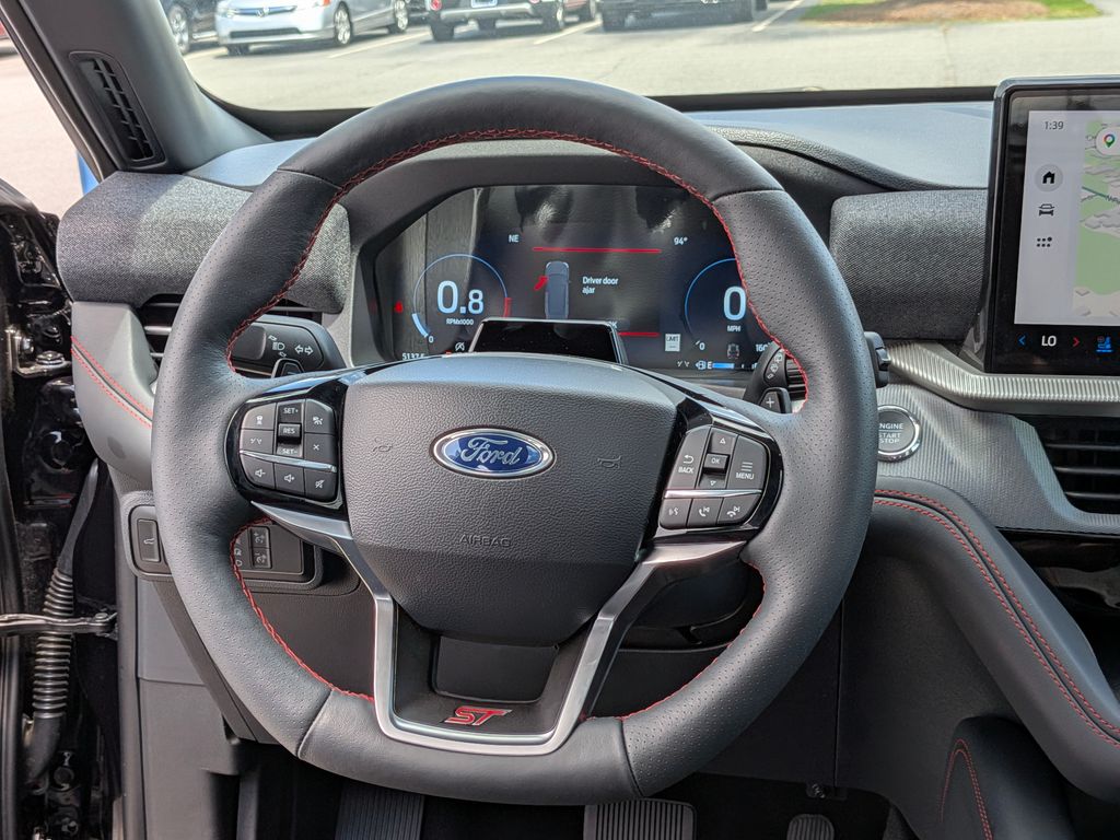 2026 Ford Explorer ST - Photo 18